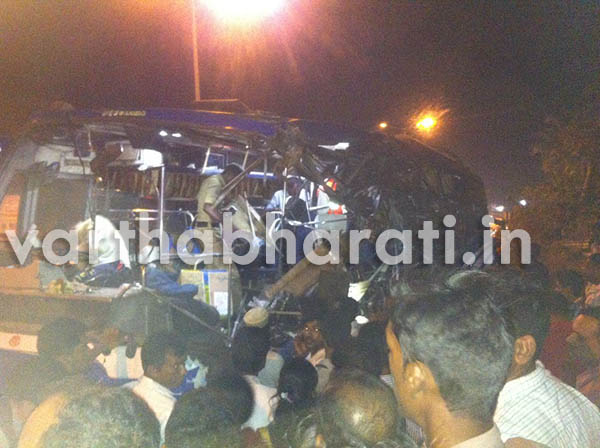 ಮುಲ್ಕಿ: ಲಾರಿಗೆ ಗುದ್ದಿದ ಬಸ್